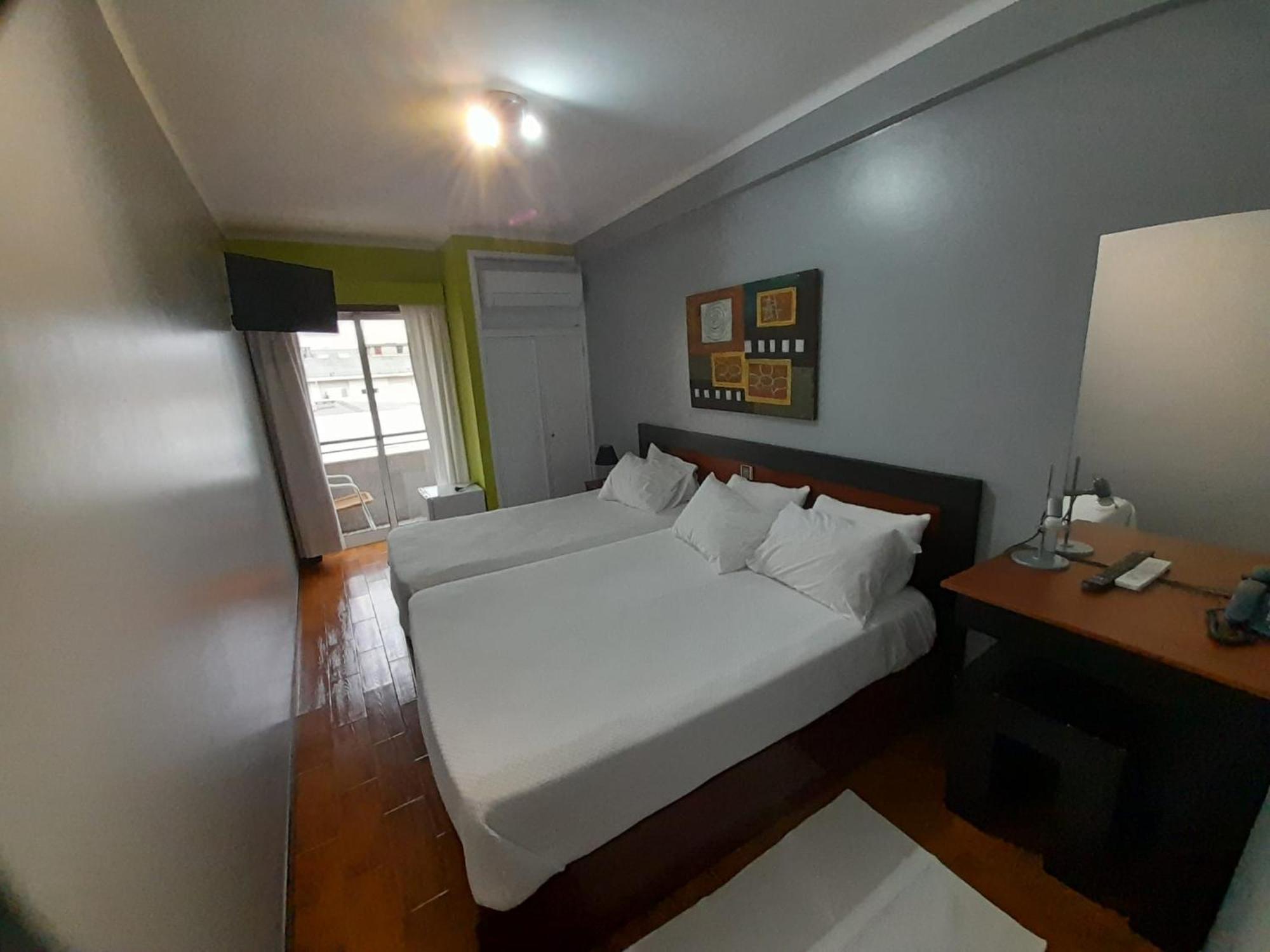 Hotel Dom Joao IV ギマランイス エクステリア 写真